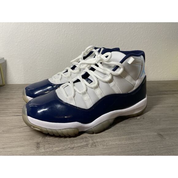 Size 10 - Jordan 11 Retro High Win Like \'82